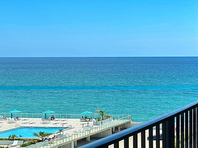 Primary Photo - 3460 S Ocean Blvd