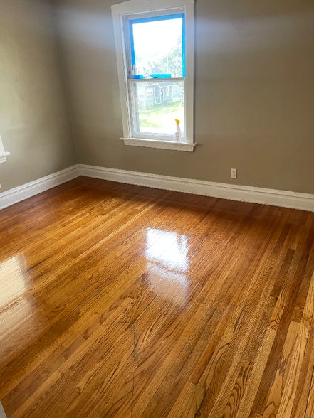 Building Photo - 611 Gordon Ave