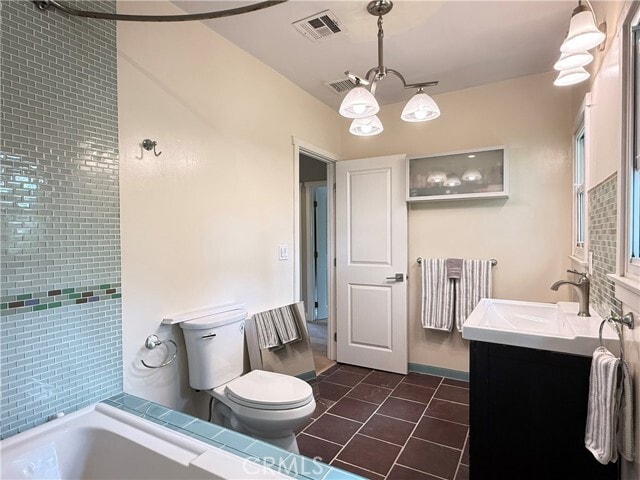 Building Photo - 1369 Hepner Ave