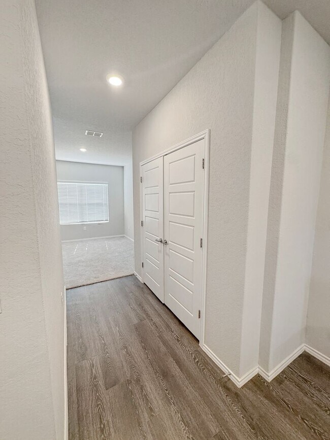 Building Photo - Welcome Home