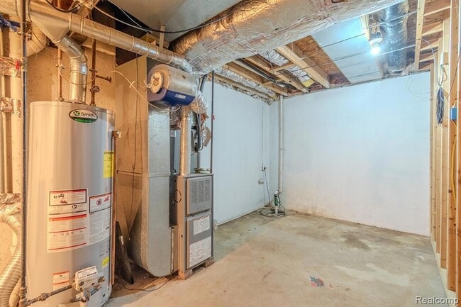 Building Photo - 27365 Park Ct