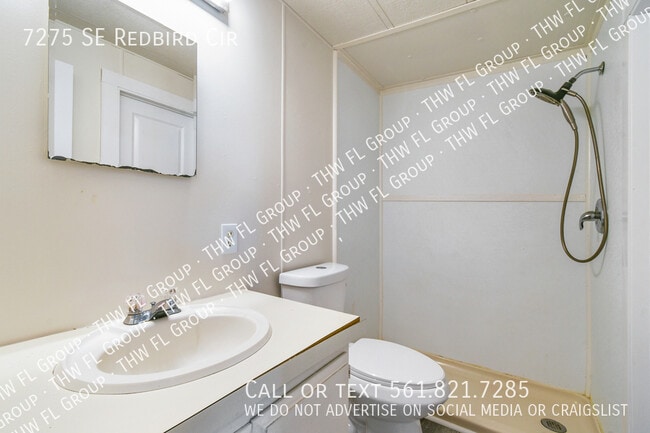 Building Photo - 7275 SE Redbird Cir