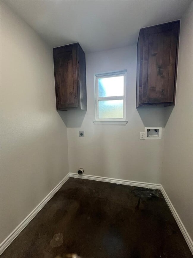 Building Photo - 1077 Fieldstone Dr