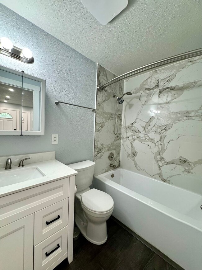 Building Photo - KENAI RANCH!