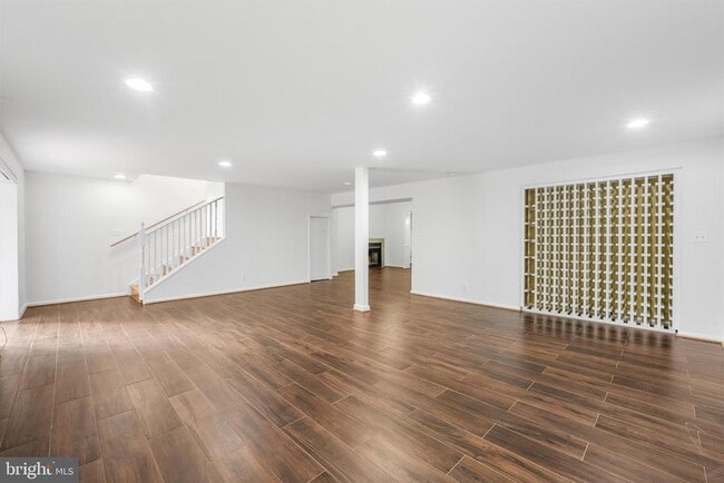Building Photo - 13320 Scibilia Ct