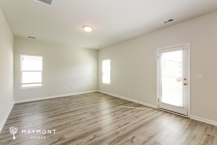 Building Photo - 144 Dorian Lp
