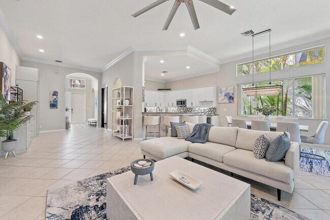 Building Photo - 9052 Sand Pine Ln