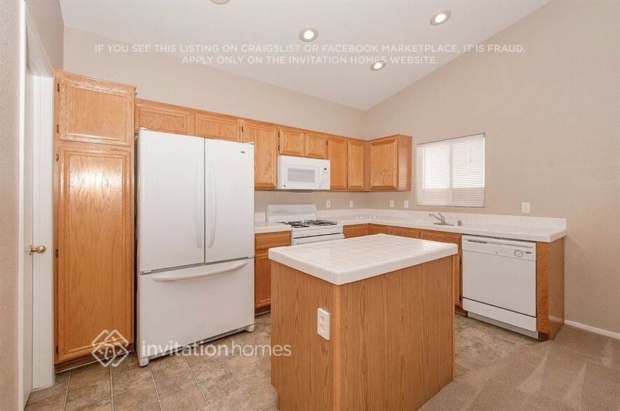 Building Photo - 1229 Autumn Ridge Cir