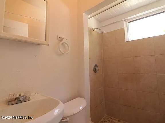 Building Photo - 1243 W 25th St