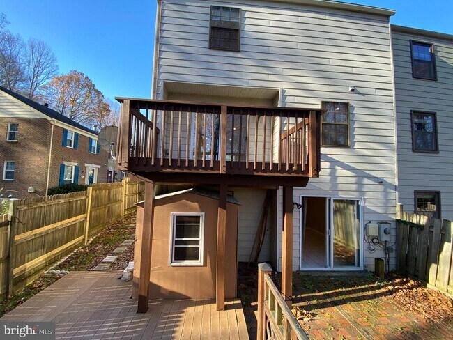 Building Photo - 9400 Candleberry Ct