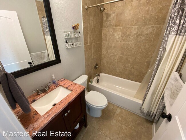Building Photo - 2 br, 2 bath House - 624 W 2nd Ave