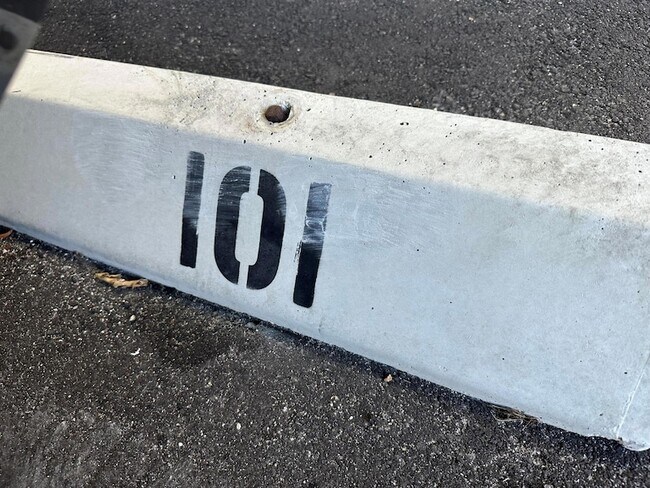 Building Photo - 3570 S Ocean Blvd