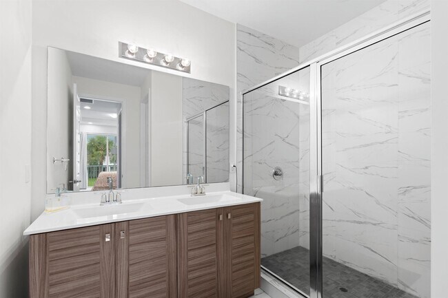 Building Photo - 1241 Pioneer Way