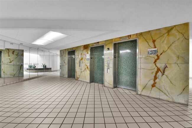 Building Photo - 11800 SW 18th St