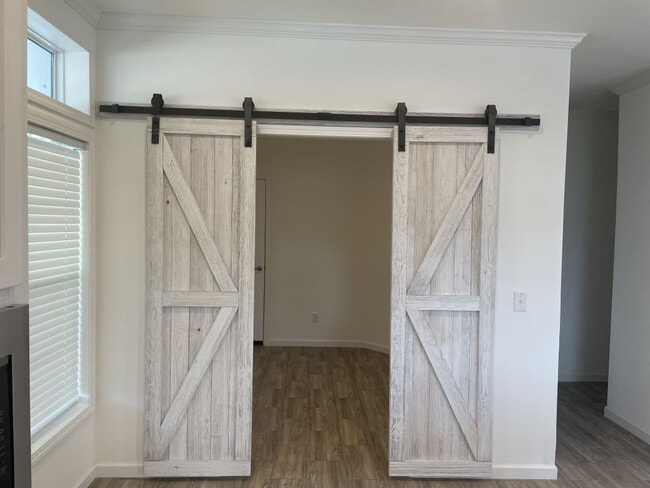 Building Photo - 6902 42nd Trail N