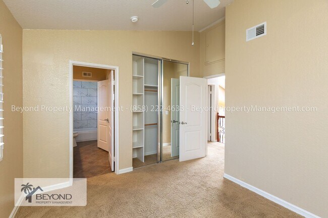 Building Photo - ELEGANT 4BR/2.5BA H in HOME IN OCEANSIDE P...