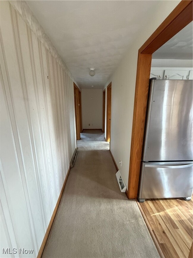 Building Photo - 964 Country Club Dr