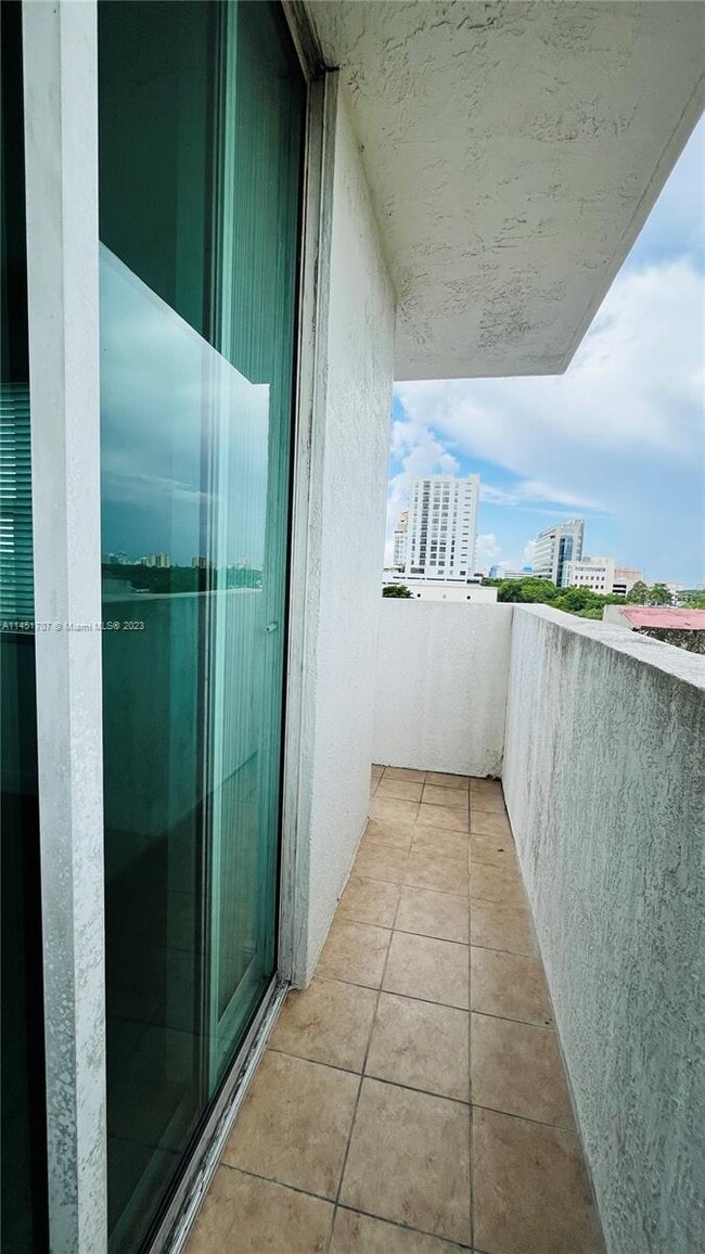 Building Photo - 3000 Coral Way