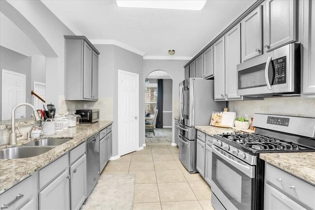 Building Photo - 45 Atascadero Dr