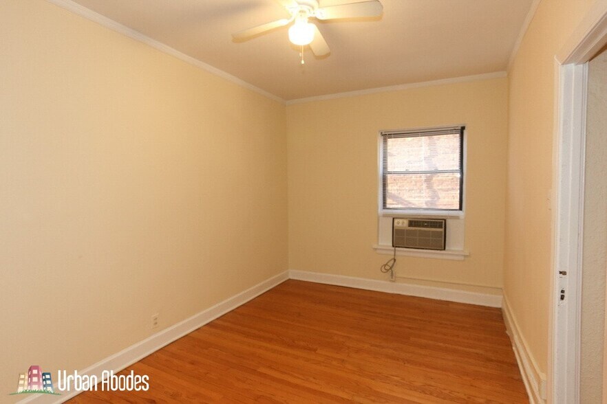 Building Photo - 539 W Arlington Pl