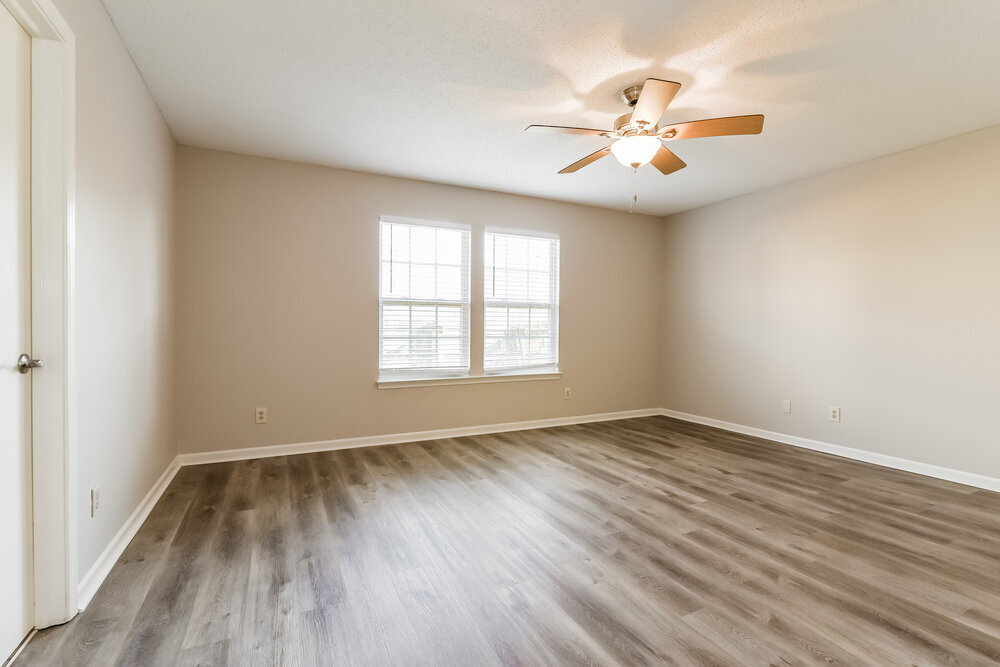 Building Photo - 2217 Westmere Dr