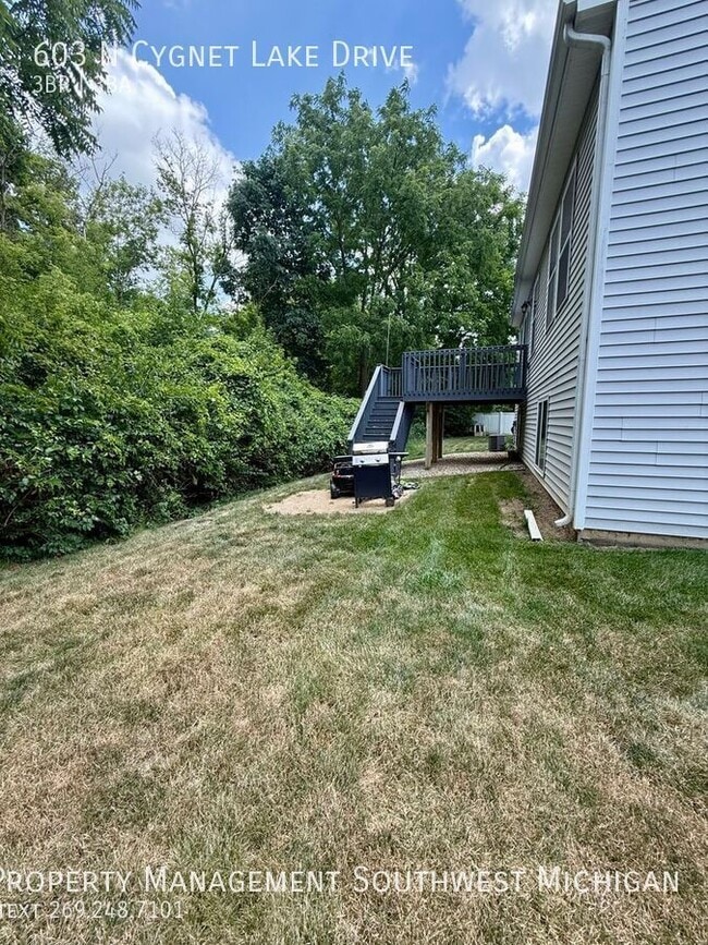 Building Photo - 603 Cygnet Lake Dr