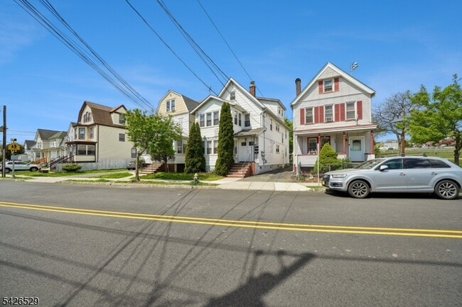 Building Photo - 133 Franklin Ave