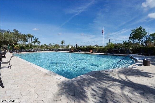 Building Photo - 5963 Trophy Dr