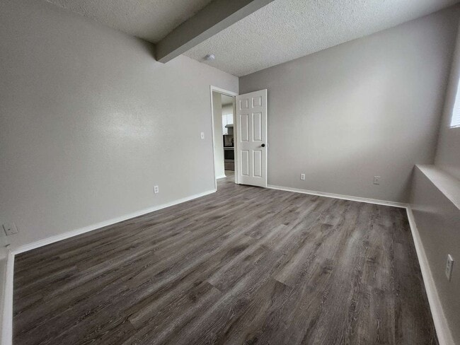Building Photo - 1835 Zebulon Dr