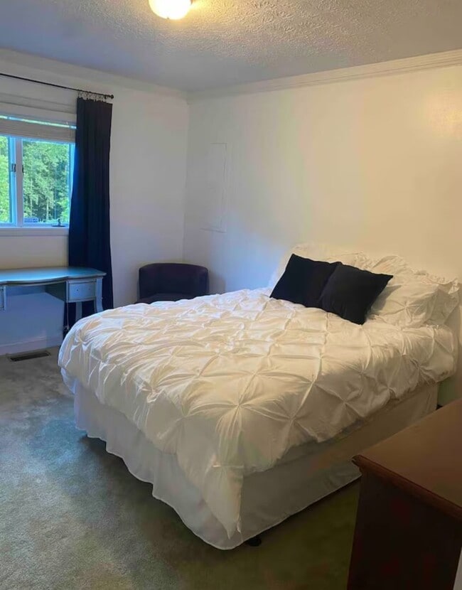 Building Photo - 3 Bedroom/2 Bath Home on Boone Lake - Piney Flats, TN