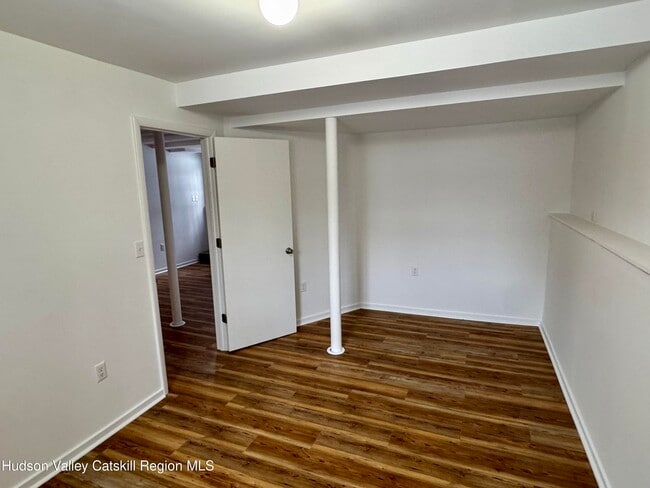 Building Photo - 18 Cherry Hill Rd