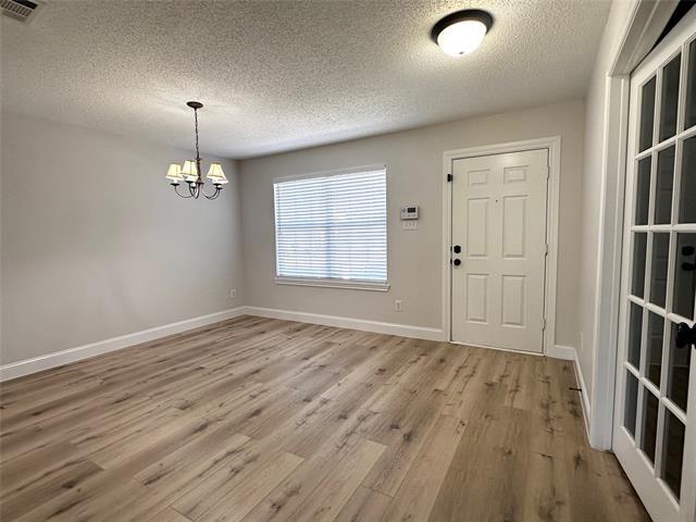 Building Photo - 9521 Thomas Jefferson Dr