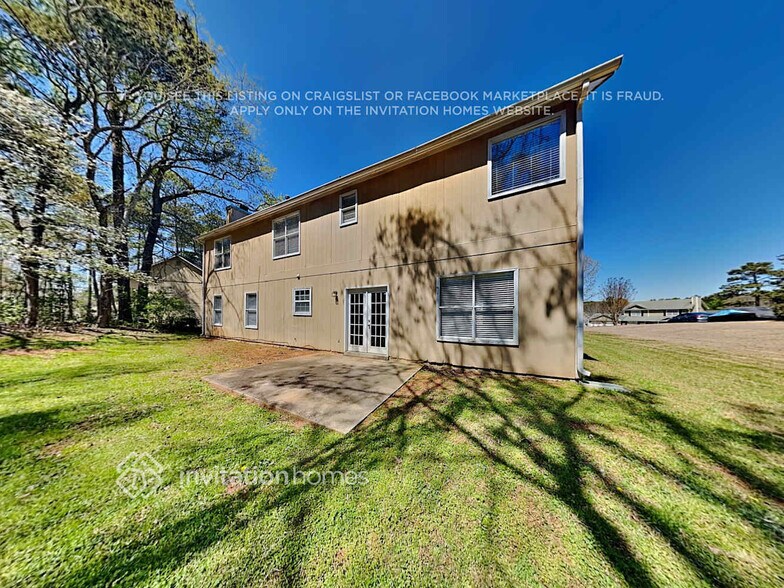 Building Photo - 1600 Kennons Hill Ct