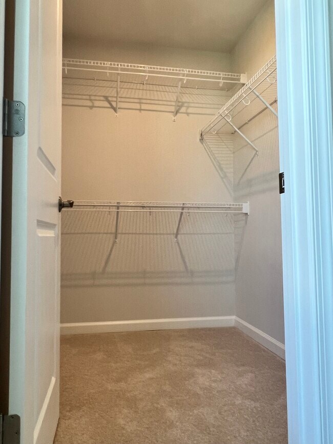 Master Bedroom Walkin Closet - 4511 Dupree St