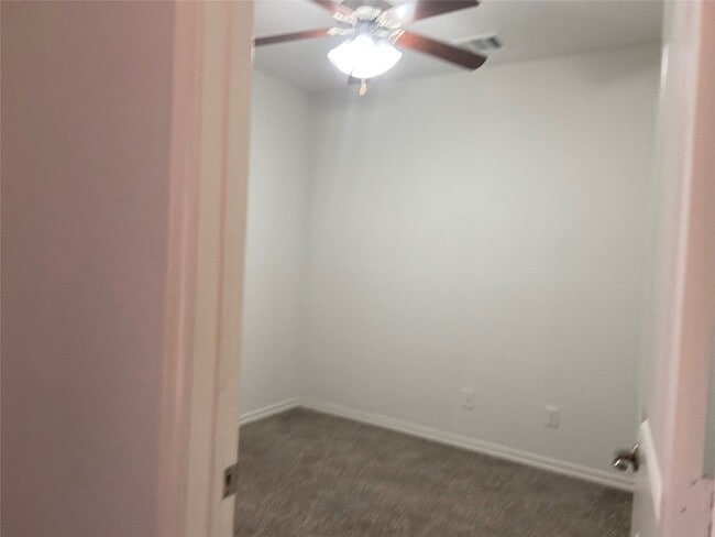 Building Photo - 801 Dickens Dr