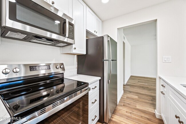 Building Photo - 4139 N 27th St