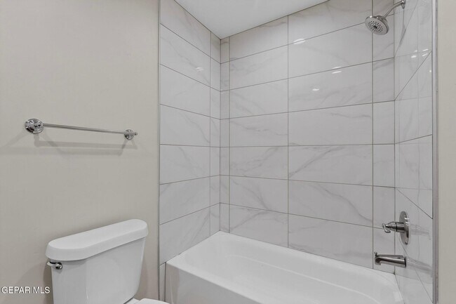 Building Photo - 1483 O Sullivan Dr