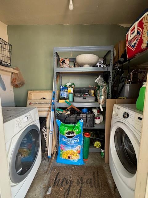 Building Photo - 3319 Dolphin Dr