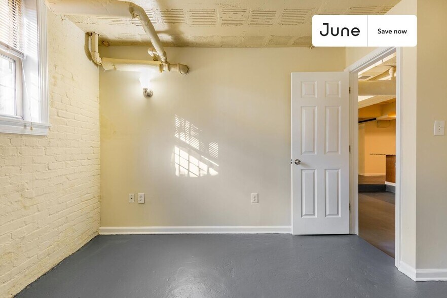 Building Photo - 1811 S Street NorthWest