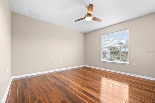 Building Photo - 2020 Greenwood Valley Dr