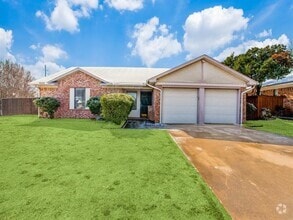 Building Photo - 6937 Eagle Rock Dr