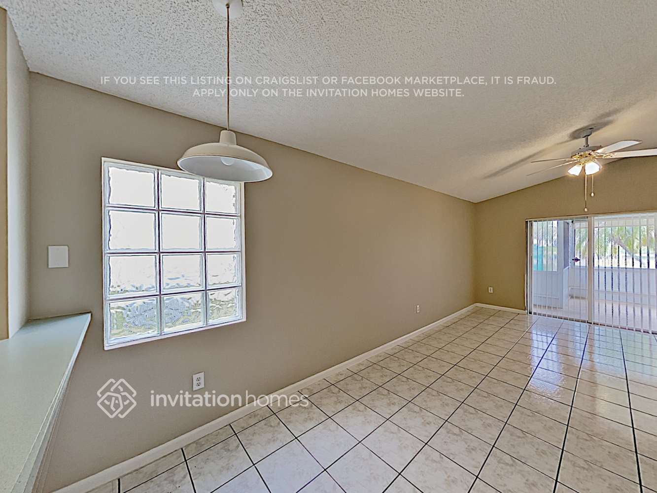 Building Photo - 444 SW 205th Ave
