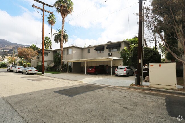 Building Photo - 1218 Valley View Rd