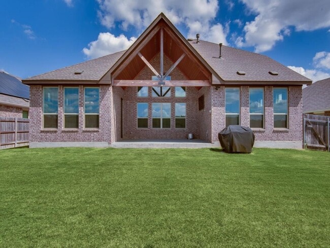 Building Photo - 204 Pulitzer Dr