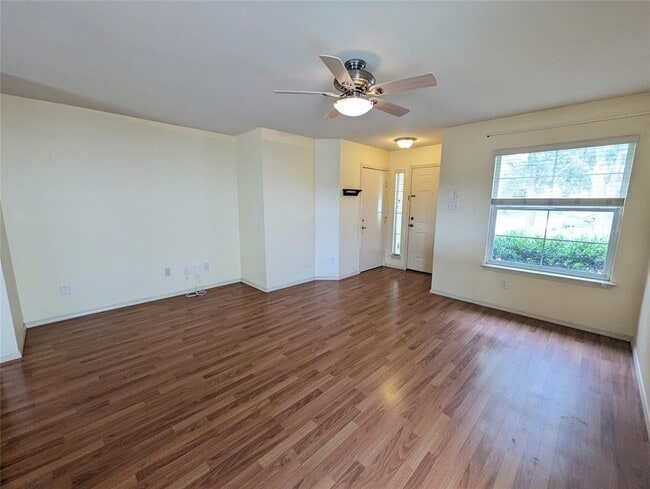 Building Photo - 14508 Spearmint Tea Trail