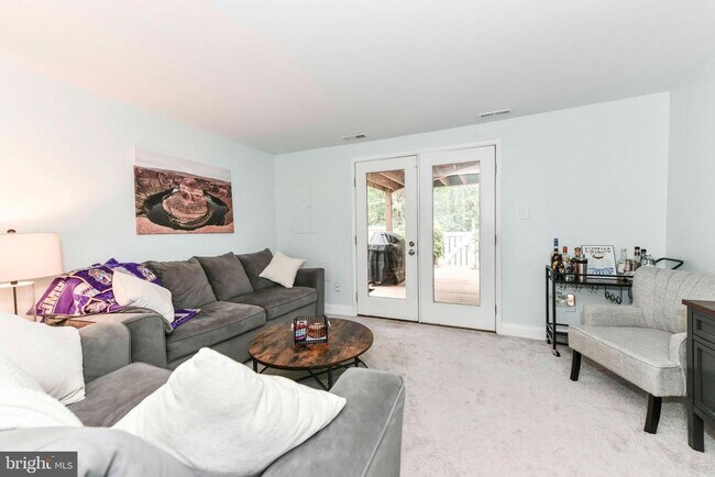 Building Photo - 1661 Fieldthorn Dr