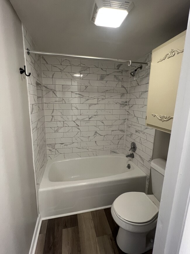 Building Photo - 2812 Georgetown Dr