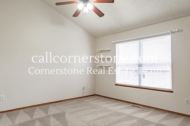 Building Photo - 630 Fernglen Ct