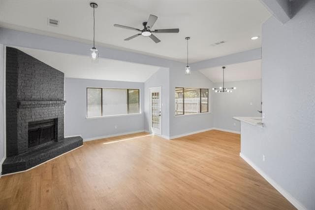 Building Photo - 400 Kalmia Dr