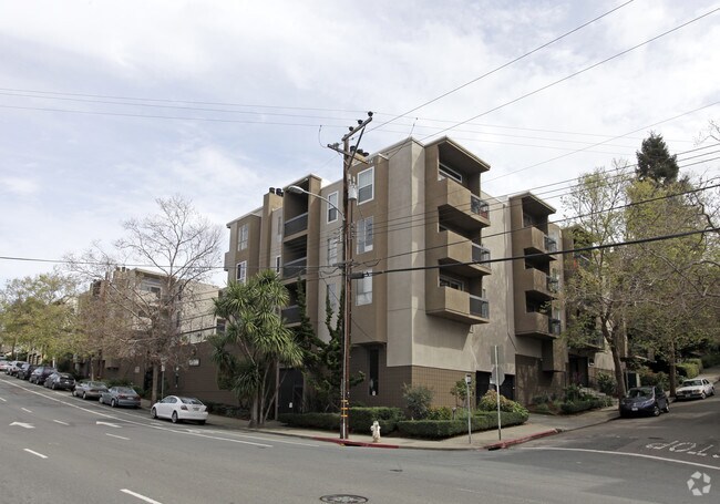 Primary Photo - 500 Vernon St